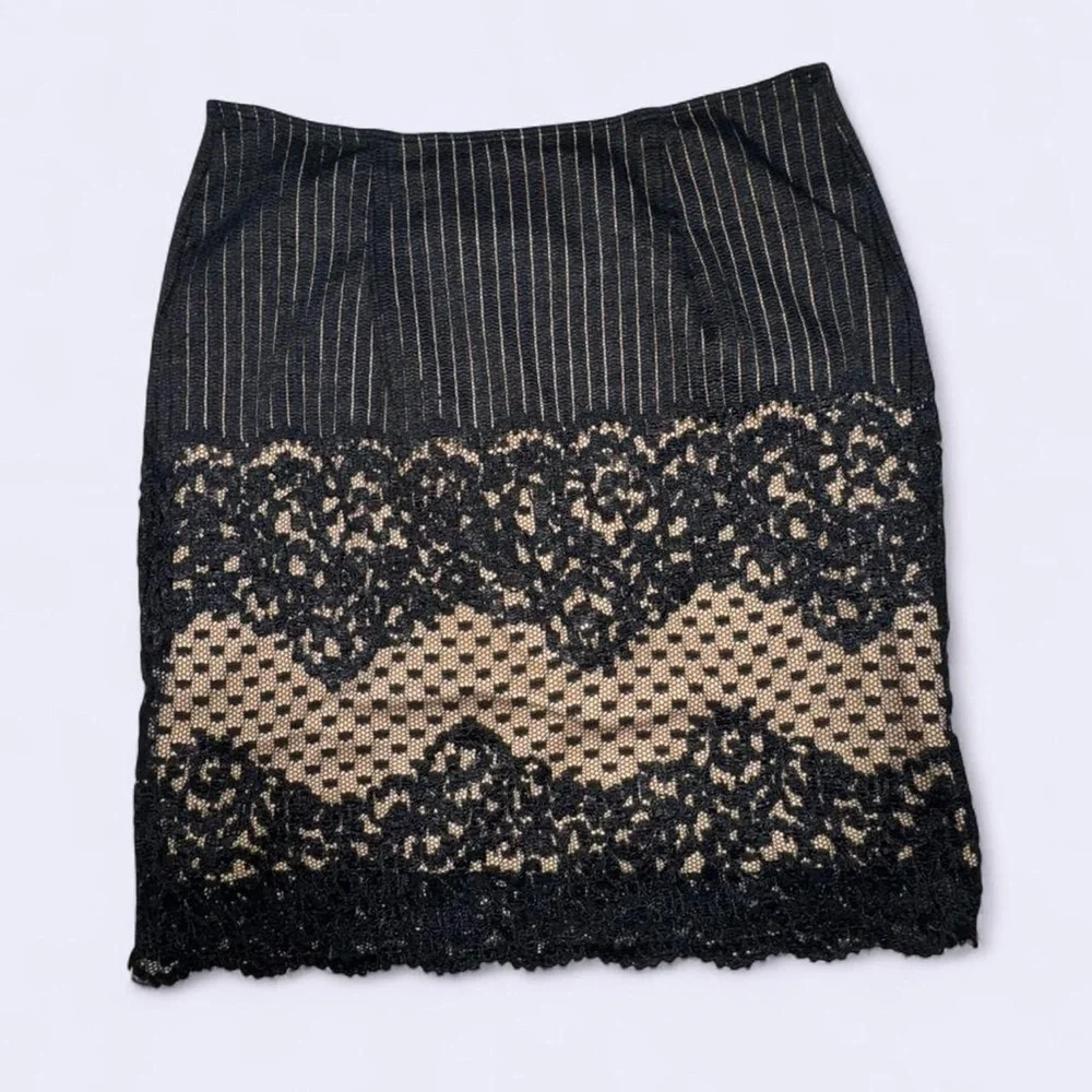 FAITH Couture Lace Mini Skirt | Size L